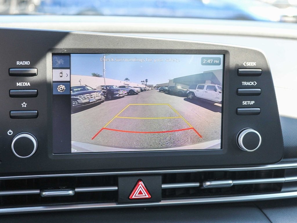 2025 Hyundai Elantra SE photo 23