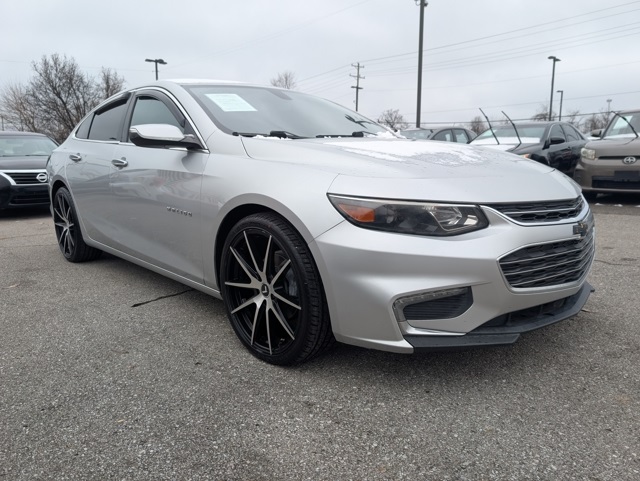 2017 Chevrolet Malibu 1LT's photo