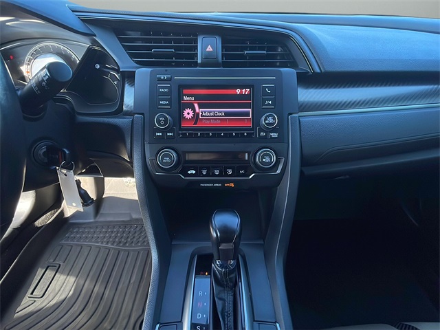 2017 Honda Civic Sport photo 21