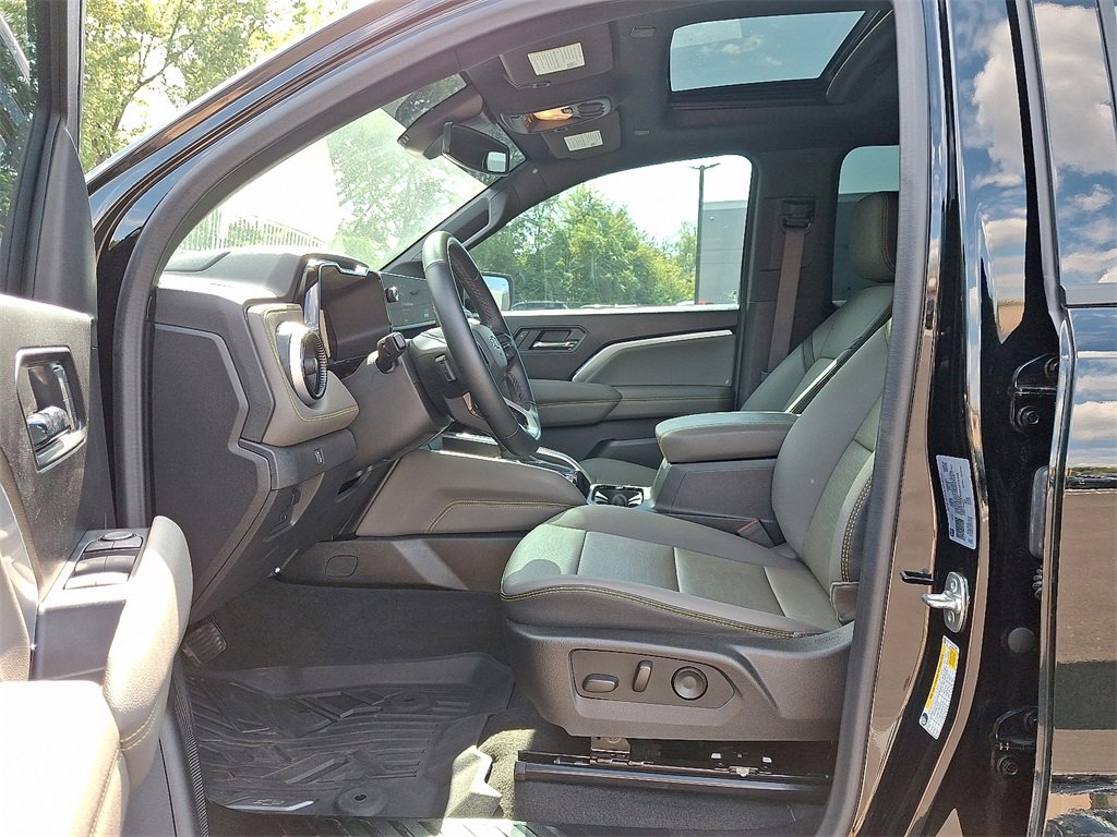 2024 Chevrolet Colorado ZR2 photo 13