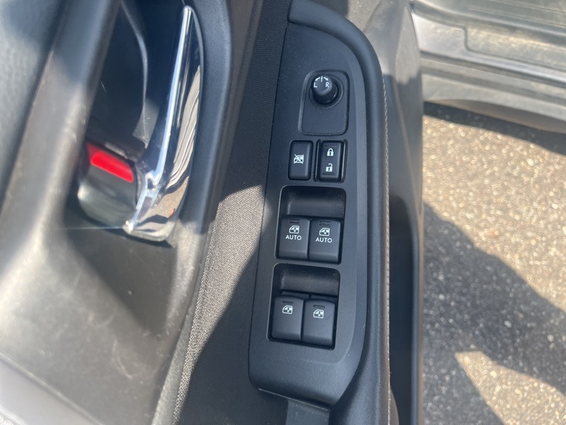 2018 Subaru Outback 2.5i Premium photo 12