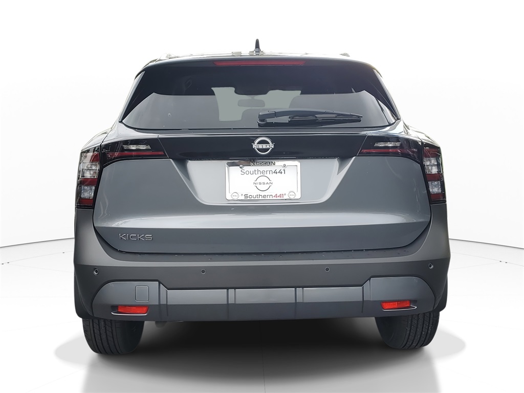 2026 Nissan Kicks SV photo 3