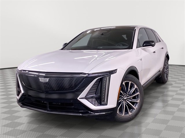 2025 Cadillac LYRIQ Sport 2's photo