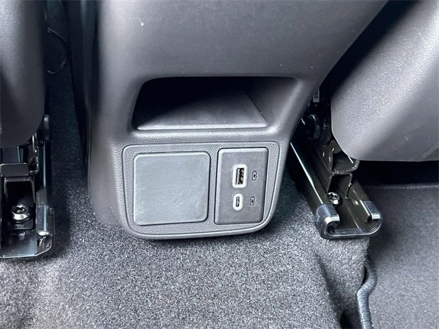2025 Buick Encore GX Sport Touring photo 8