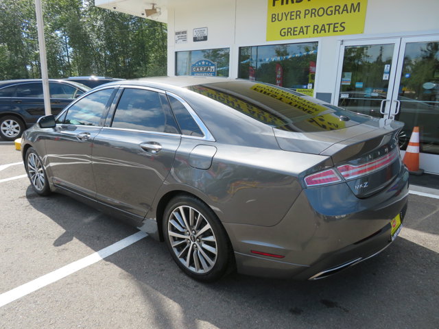 2019 Lincoln MKZ Standard photo 3