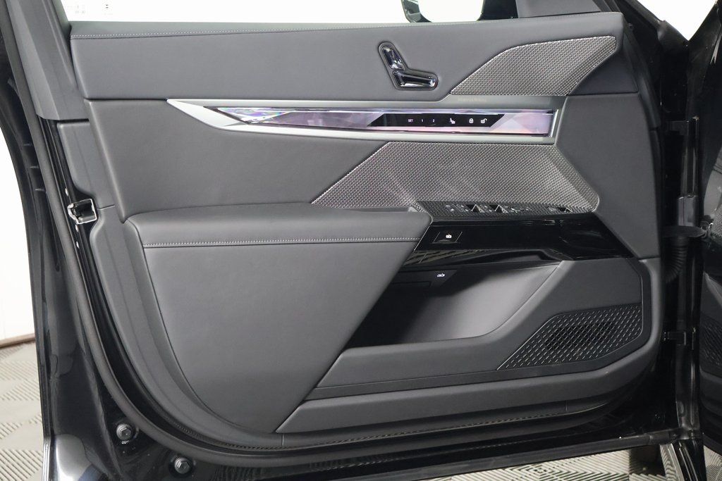 2025 Bmw 760i 760i xDrive photo 7