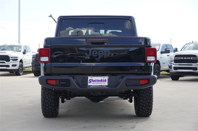 2025 Jeep Gladiator Sport photo 7