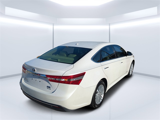 2015 Toyota Avalon Hybrid XLE Premium photo 3