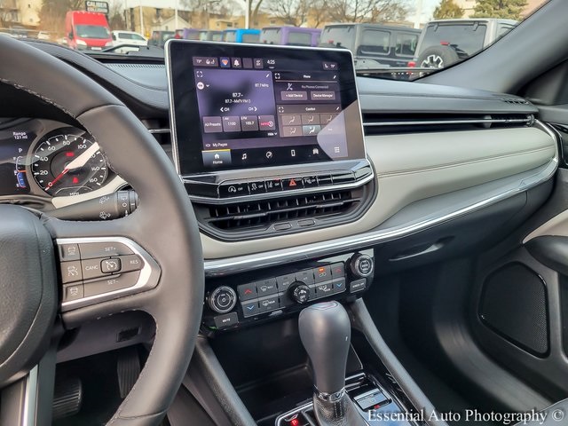 2023 JEEP COMPASS - Image 22