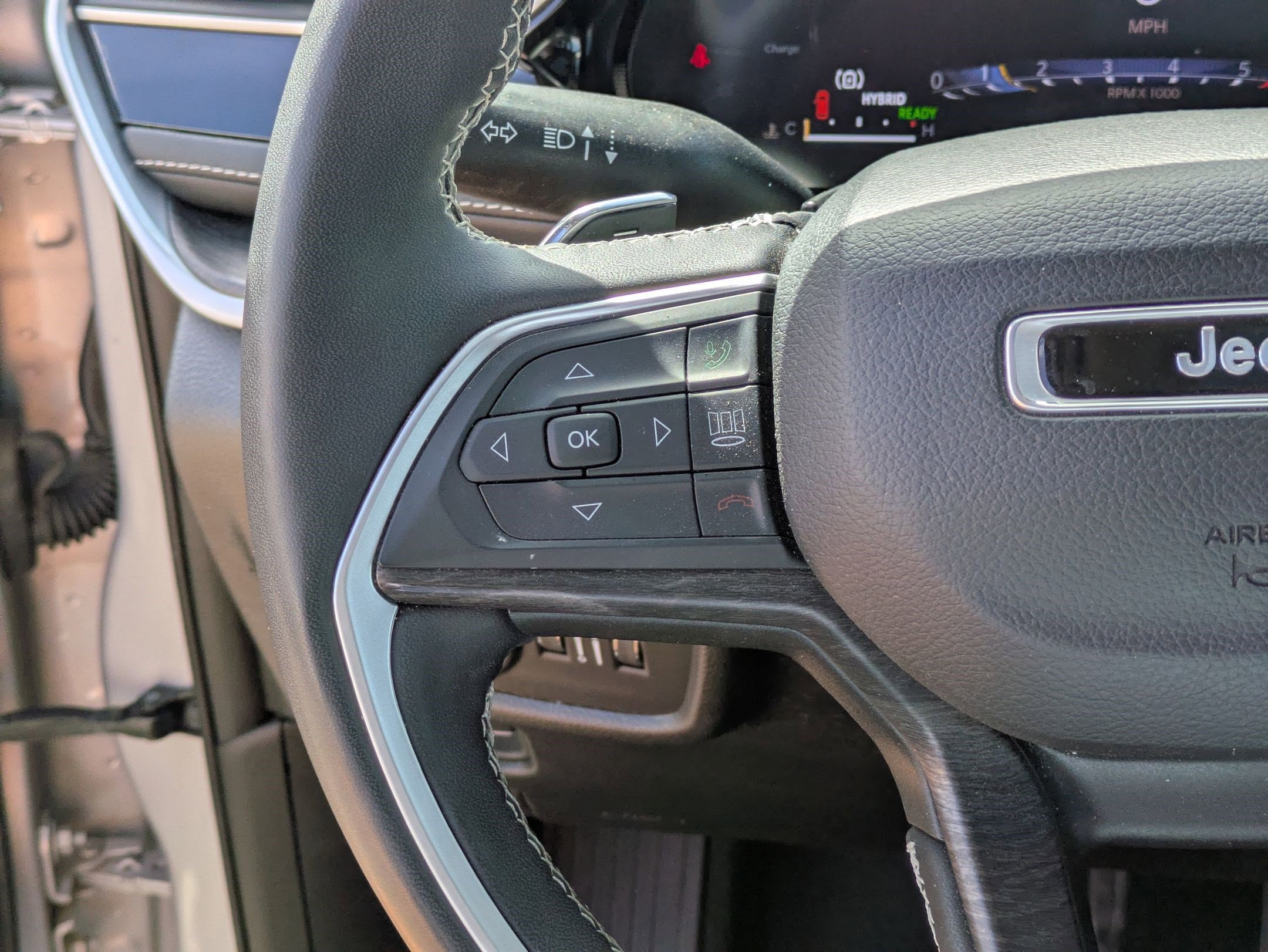 2023 Jeep Cherokee 4xe photo 13