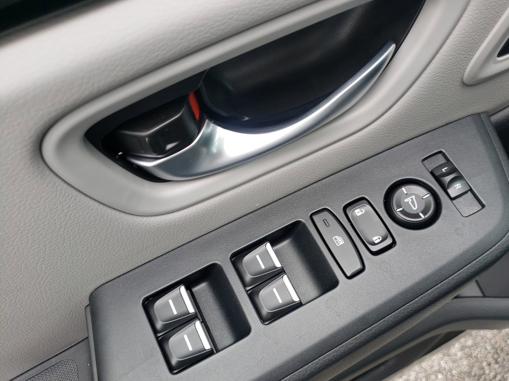 2025 Honda Pilot Touring photo 19