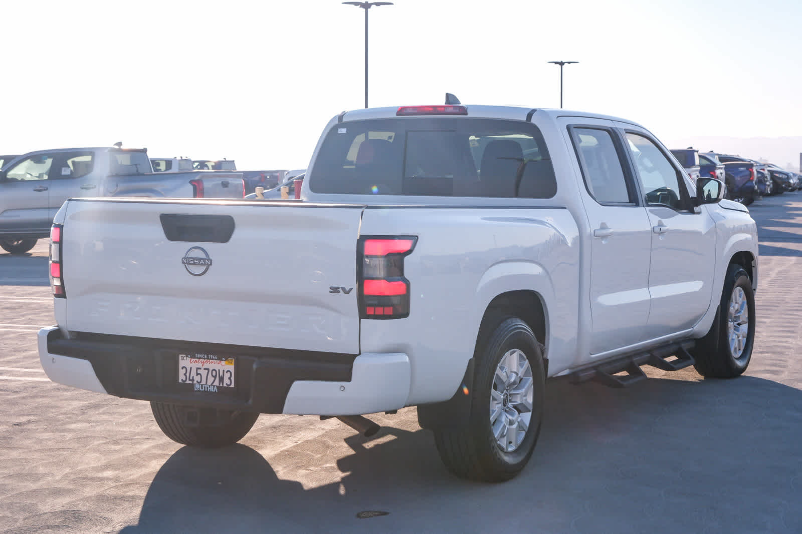 2023 Nissan Frontier SV photo 4