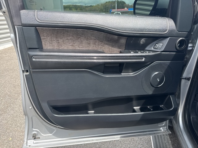 2020 Ford Expedition Limited photo 10