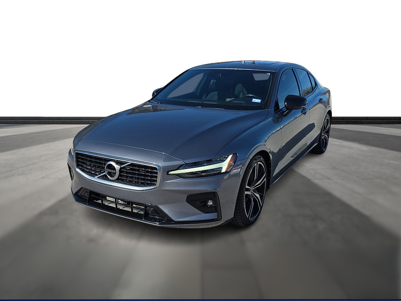 2019 Volvo S60 R-Design's photo