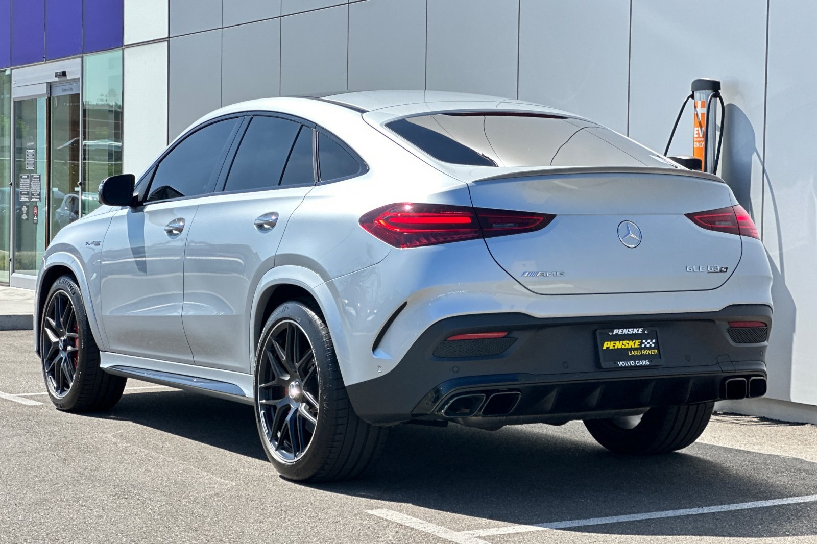 2025 Mercedes Benz GLE 63 S AMG 4MATIC photo 3