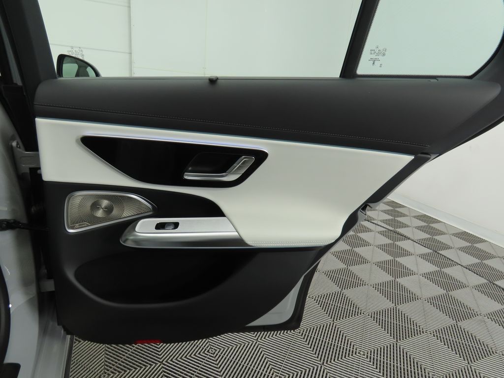 2026 Mercedes Benz E 350 photo 25