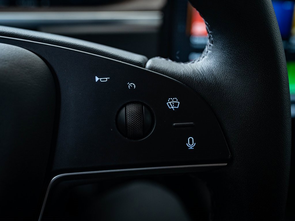 2023 Tesla Model S Standard Range photo 22
