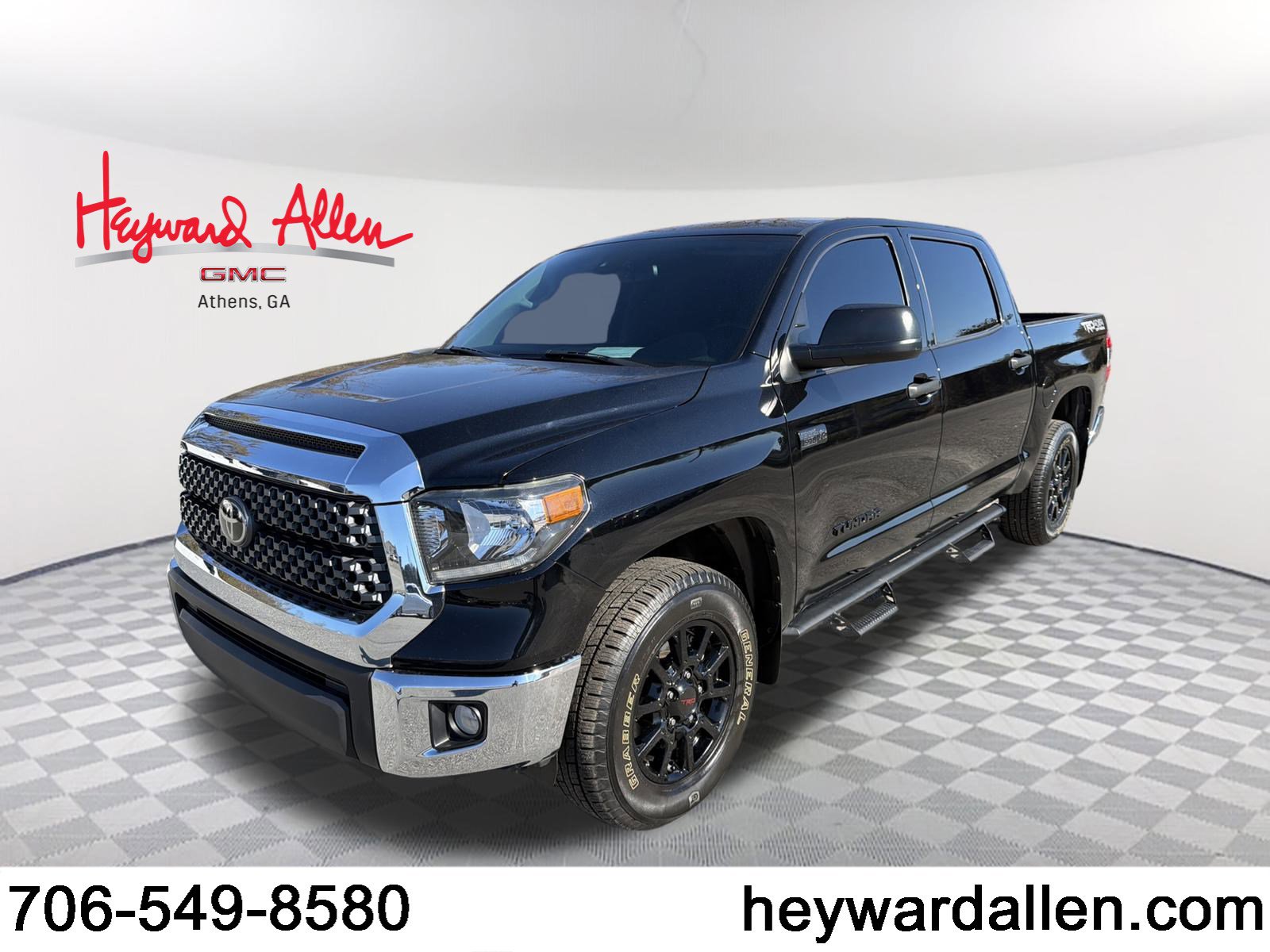 2020 Toyota Tundra SR5's photo