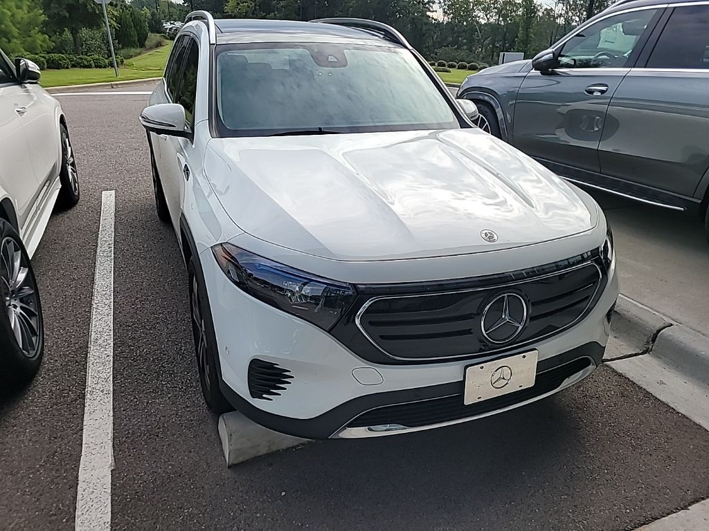 2022 Mercedes-Benz EQB