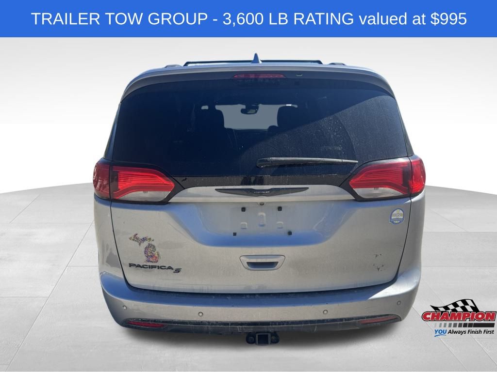 2019 Chrysler Pacifica Touring Plus photo 4