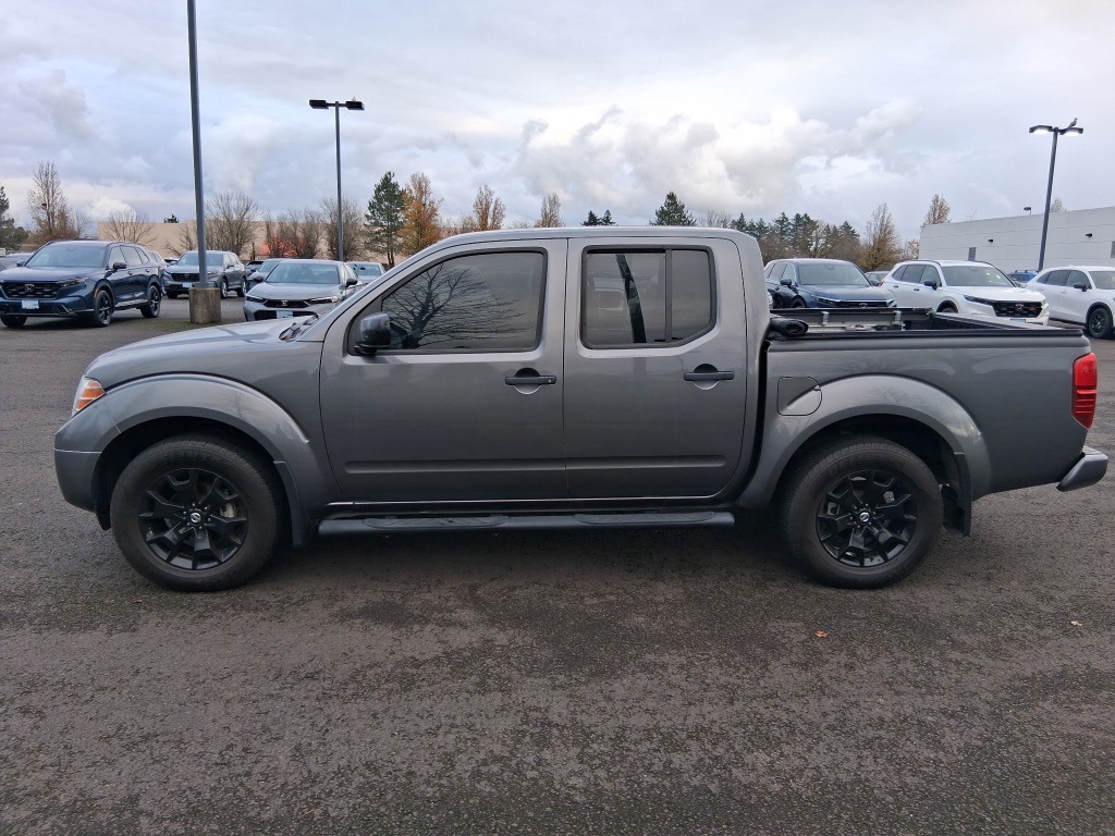 2020 Nissan Frontier SV photo 2