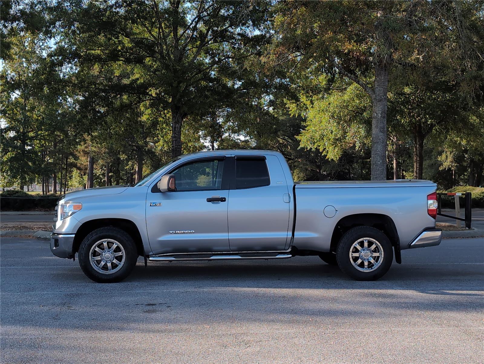 2014 Toyota Tundra SR photo 2