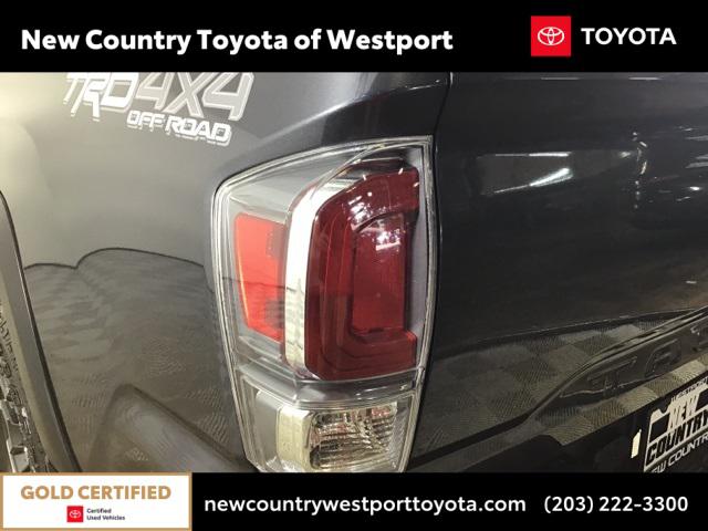 2022 Toyota Tacoma SR5 photo 22