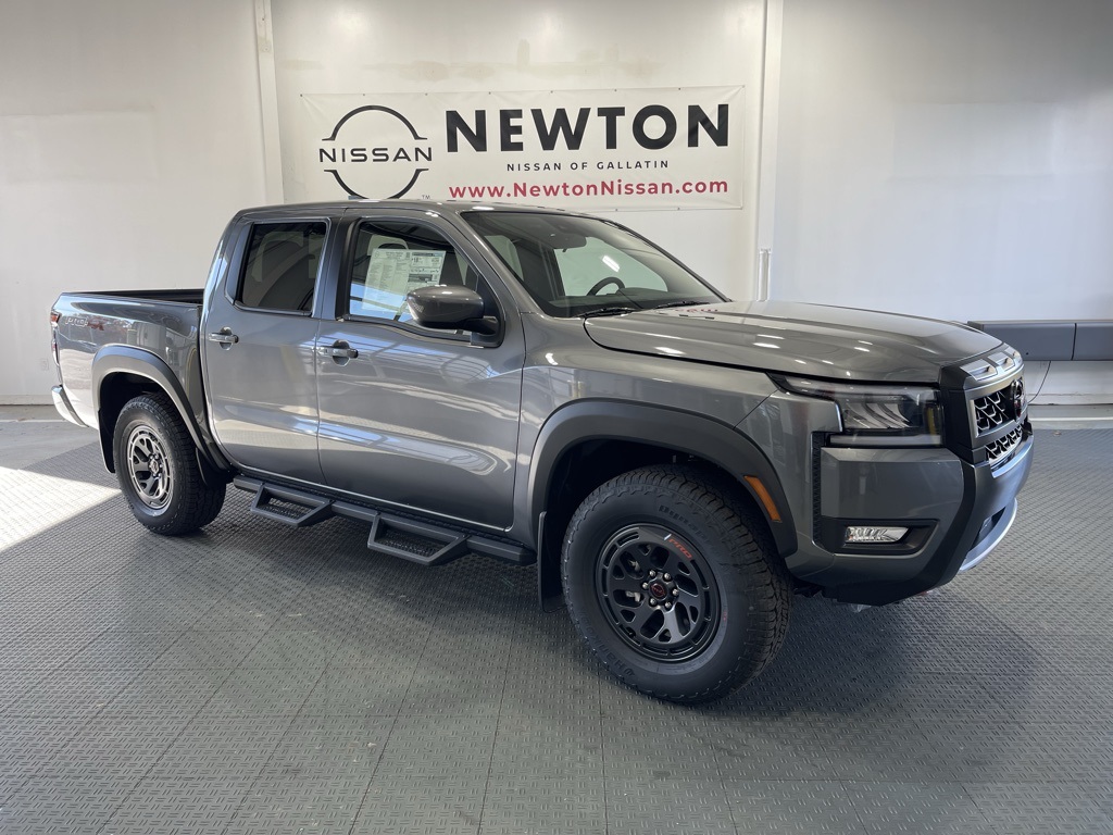 2026 Nissan Frontier PRO-4X's photo