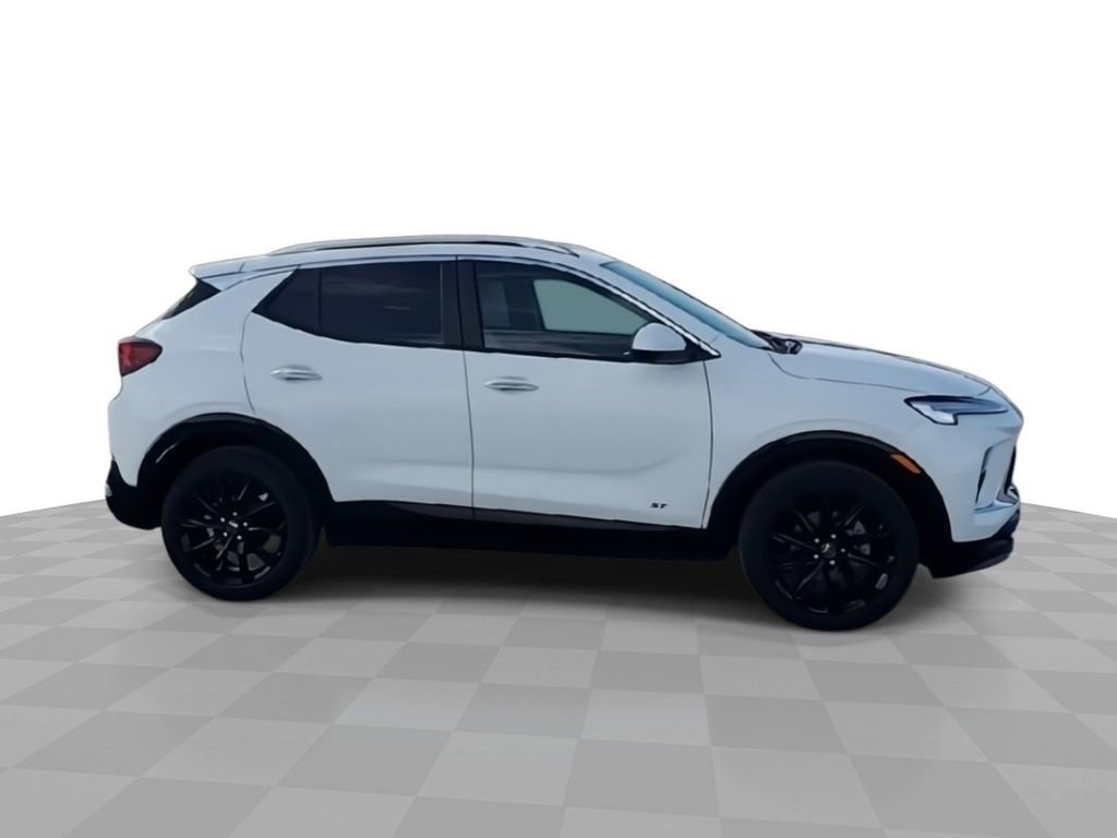 2026 Buick Encore GX Sport Touring photo 9