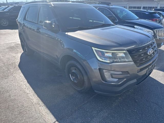 2016 Ford Explorer Sport's photo