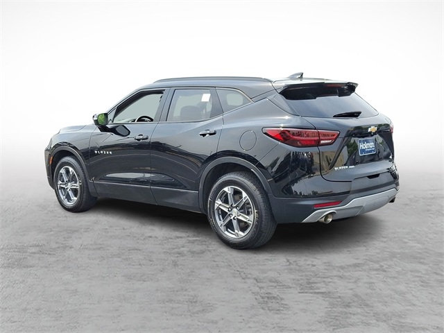 2024 Chevrolet Blazer 3LT photo 2