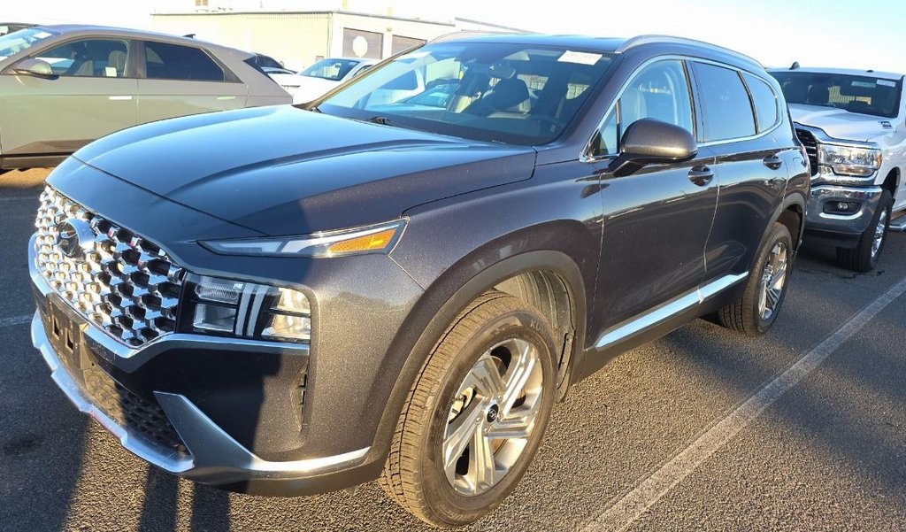 2022 Hyundai Santa Fe SEL's photo