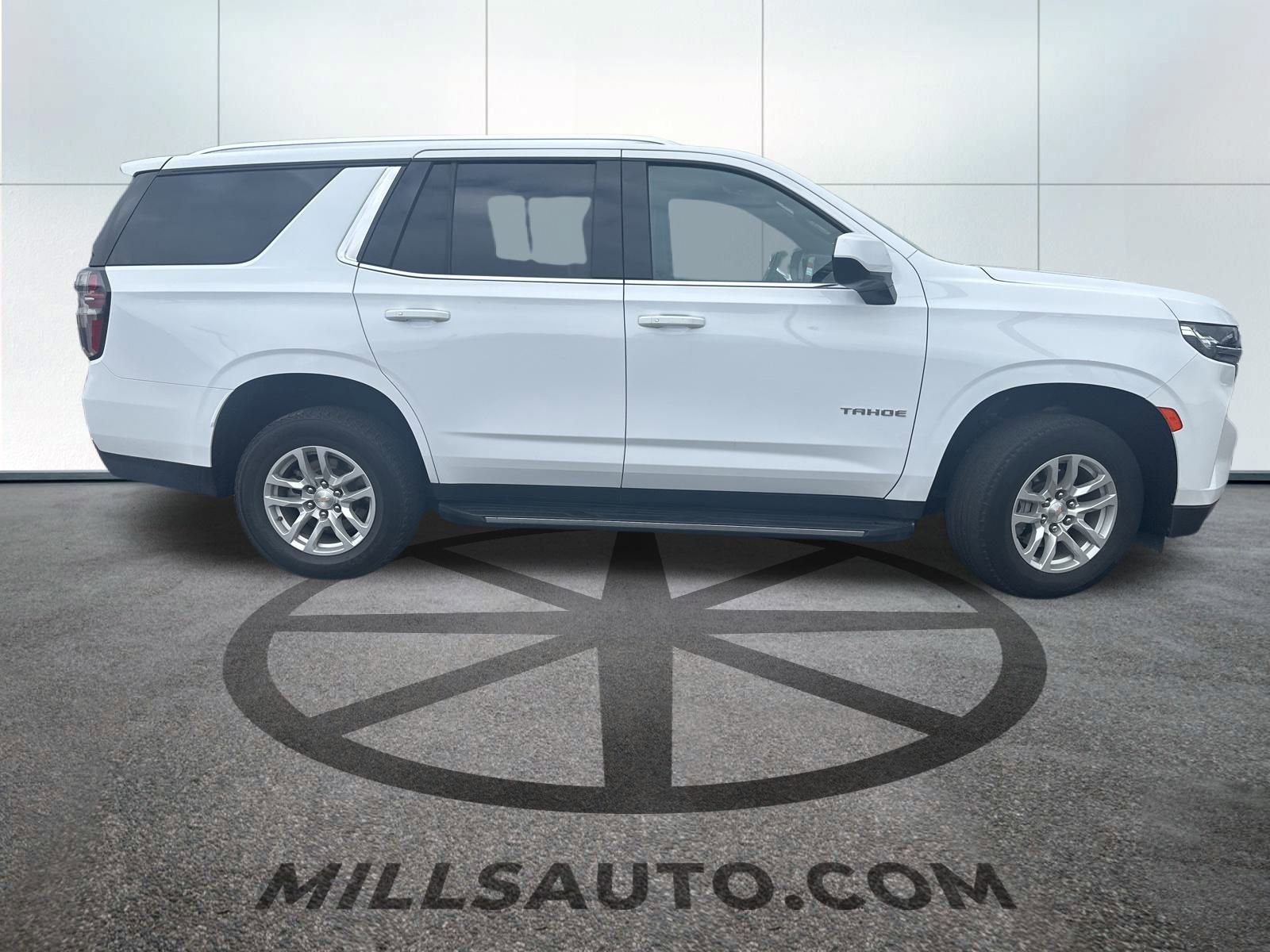 2023 Chevrolet Tahoe LT photo 3
