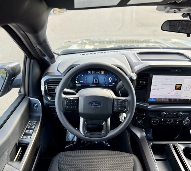 2025 Ford F-150 STX photo 18