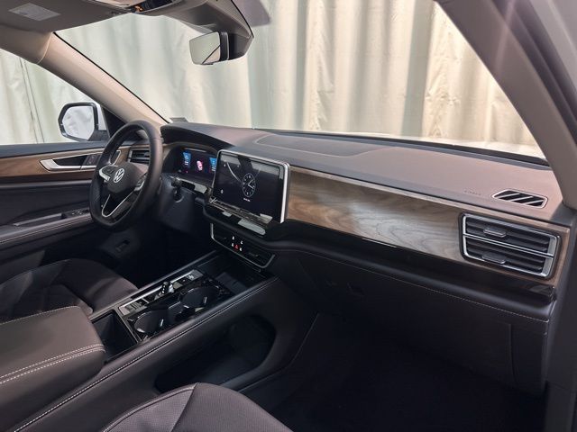 2026 Volkswagen Atlas SE Technology photo 35