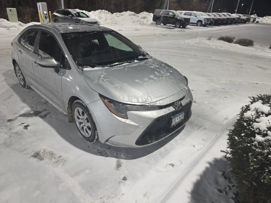 Used 2022 Toyota Corolla LE with VIN 5YFEPMAE0NP320502 for sale in Inver Grove Heights, Minnesota