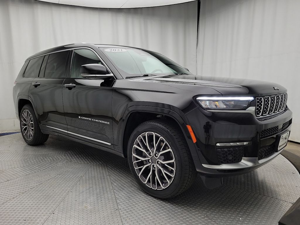 2021 Jeep Grand Cherokee L Summit photo 3