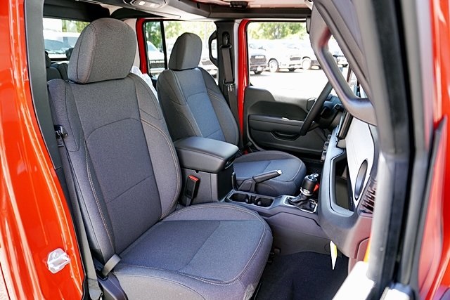 New 2025 Firecracker Red Clear-Coat Exterior Paint Jeep Sport S image 16