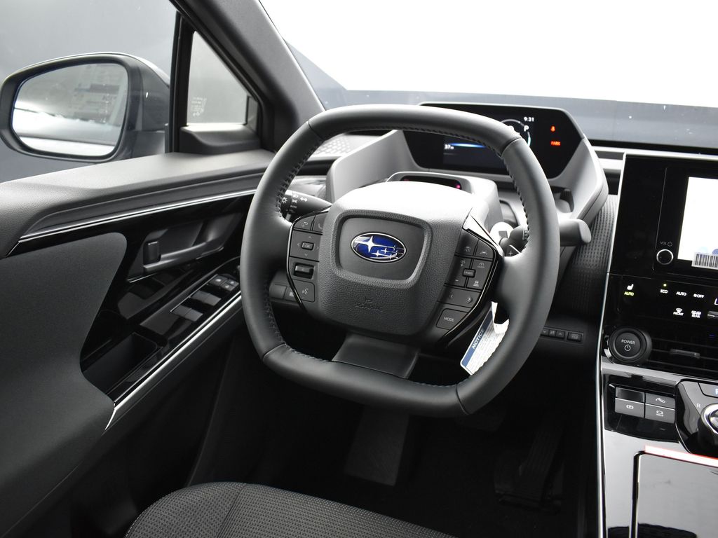 2025 Subaru Solterra Premium photo 15