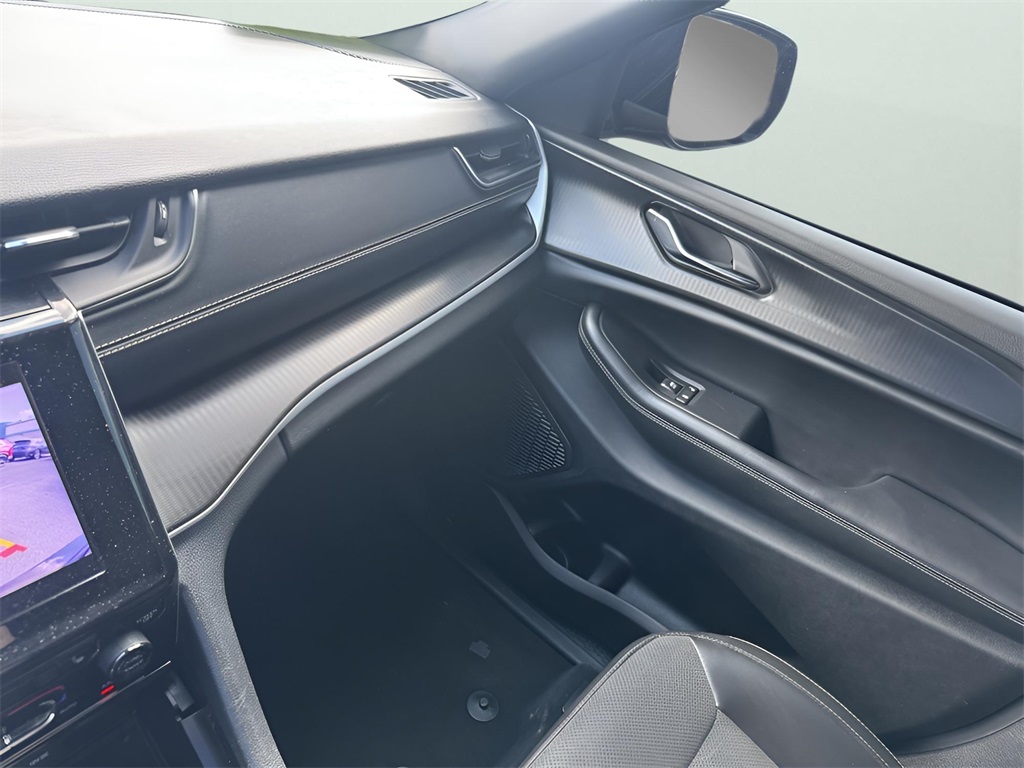 2024 Jeep Grand Cherokee Altitude X photo 12