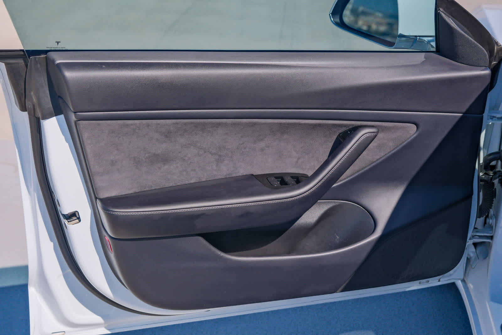 2018 Tesla Model 3 Long Range photo 20