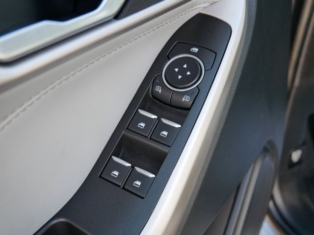 2022 Ford Explorer XLT photo 19
