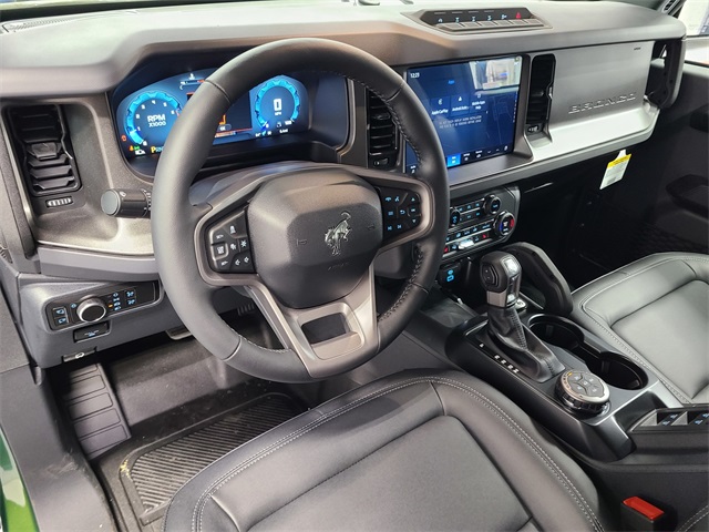 2025 Ford Bronco Badlands photo 12