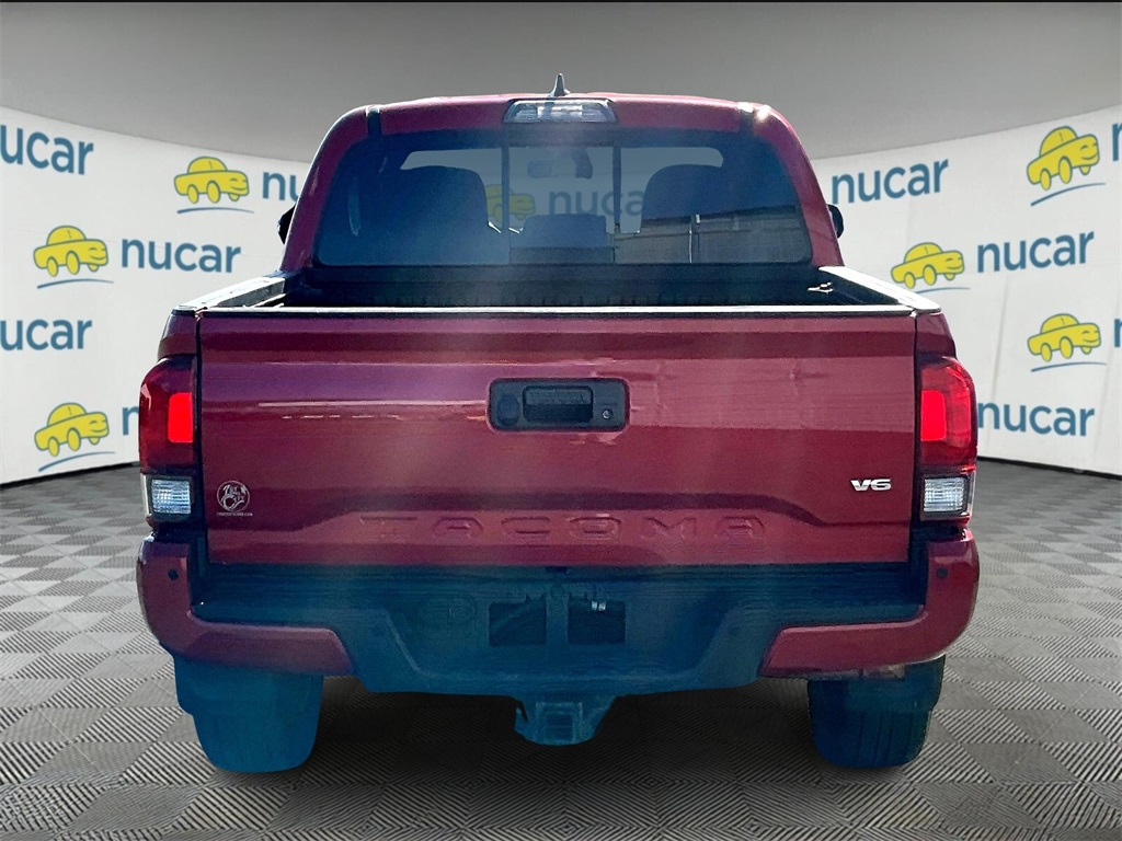 2019 Toyota Tacoma TRD Sport photo 5