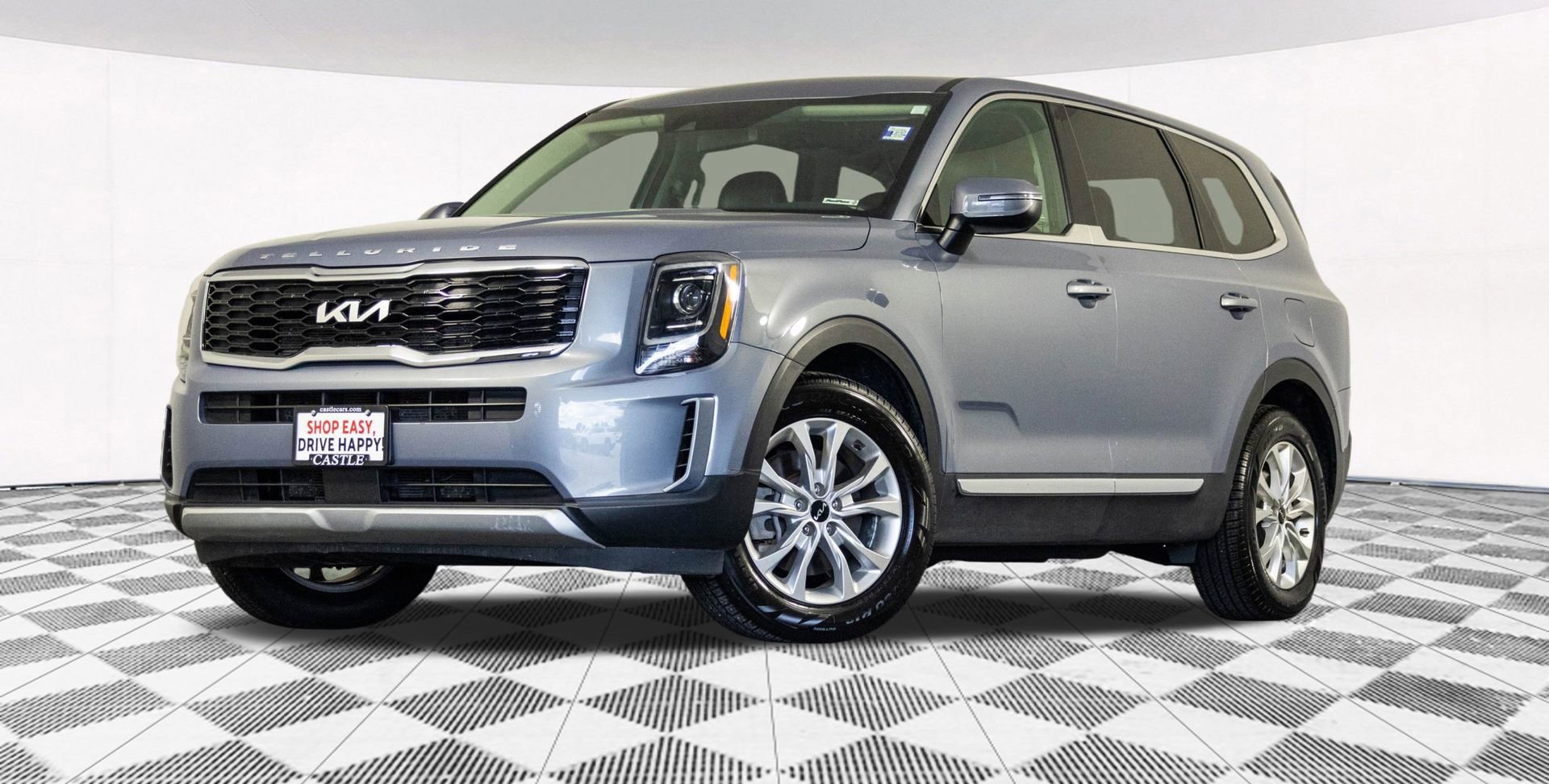 2022 Kia Telluride LX photo 2