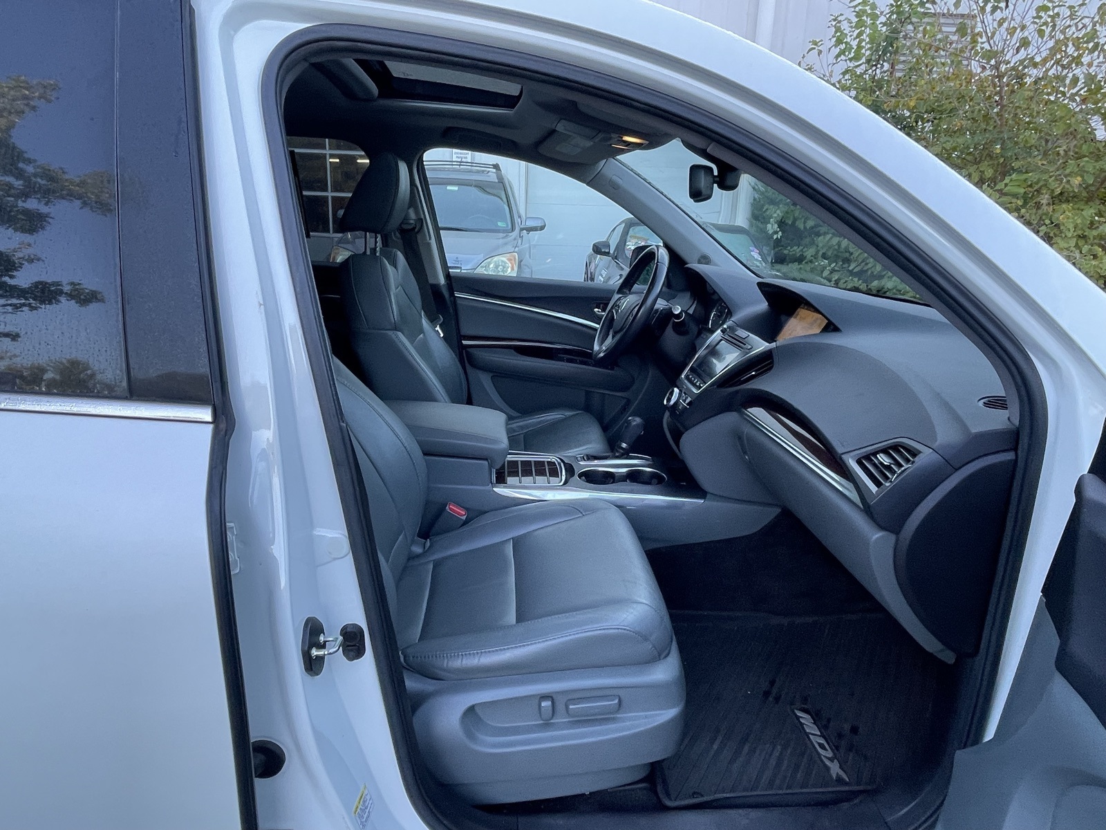 2014 Acura MDX Technology SH-AWD photo 4