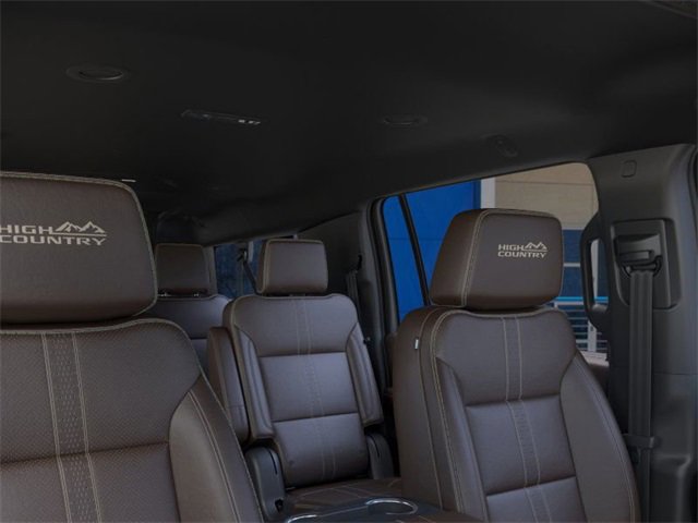 2025 Chevrolet Suburban High Country photo 22