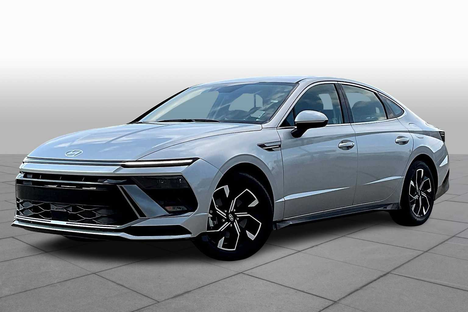 2025 Hyundai Sonata SEL's photo