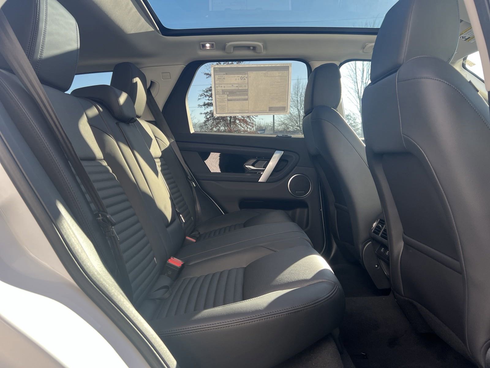 2025 Land Rover Discovery Sport S photo 20