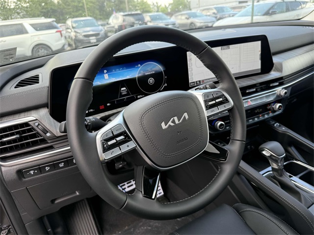 2025 Kia Telluride SX photo 2